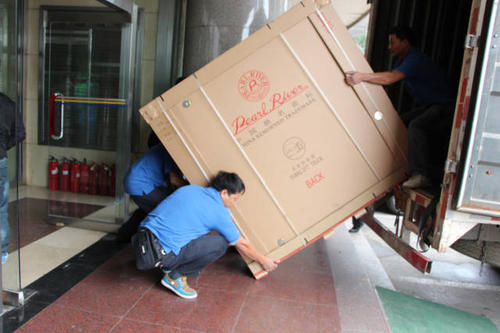 杏花岭钢琴贵重工艺品无忧运